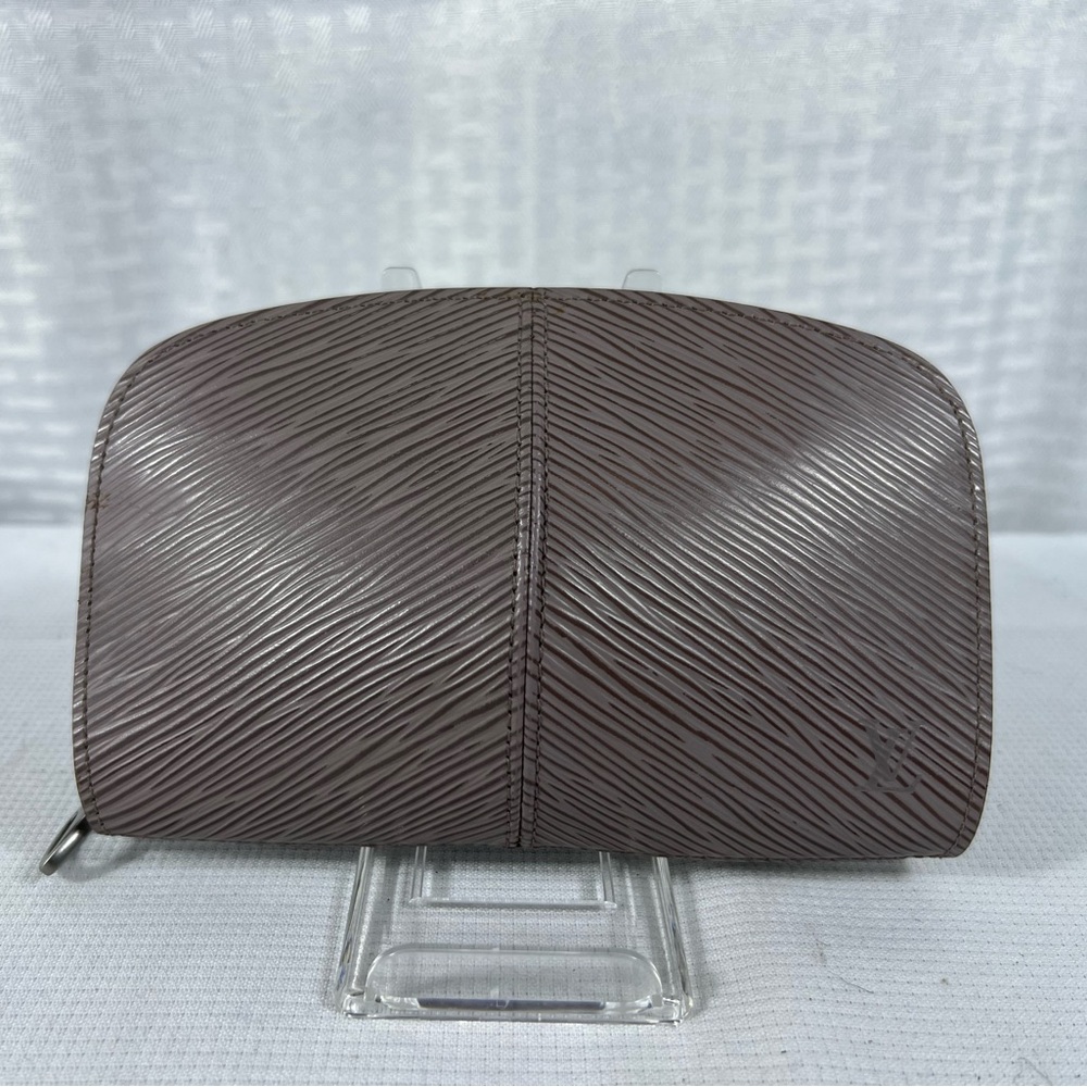 7021: Louis Vuitton Épi Leather Zippy Coin Purse – Taupe Gray
